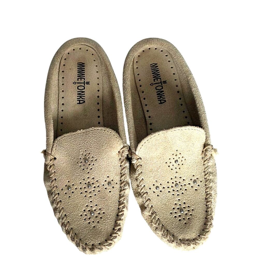 Minnetonka Womens 7 Suede Moccasins Tan Leather Slip On Loafers Loungewear Boho